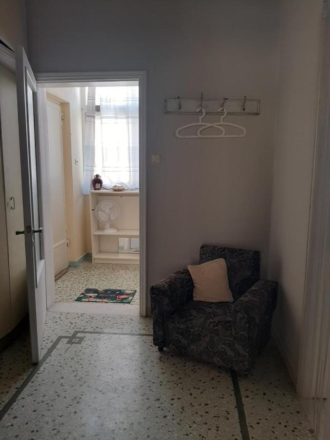 Retro Comfy Home Near Monastiraki Atenas Exterior foto