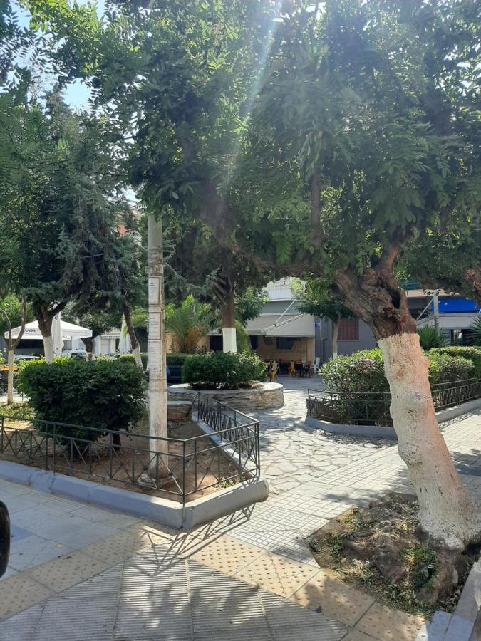 Retro Comfy Home Near Monastiraki Atenas Exterior foto